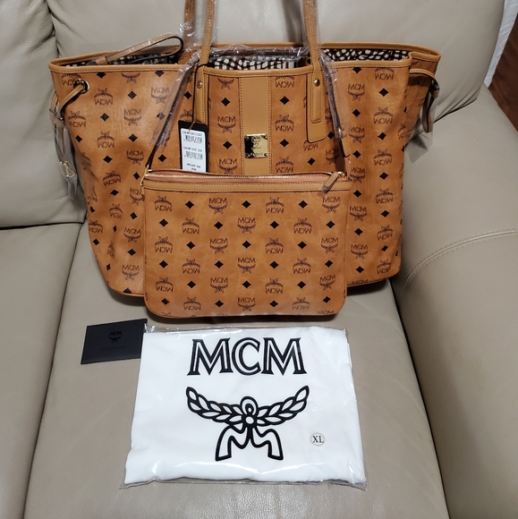 MCM Liz Reversible Large Tote-Cognac - Picture 7 of 8